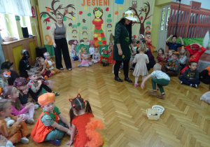 Dzieci podczas Balu Jesieni.