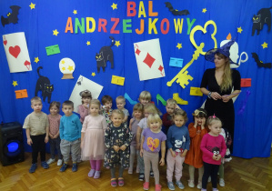 Zabawa Andrzejkowa dla dzieci.