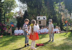 Przedstawienie teatralne pt. "Jaś i Małgosia".