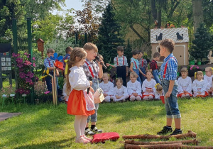 Przedstawienie teatralne pt. "Jaś i Małgosia".