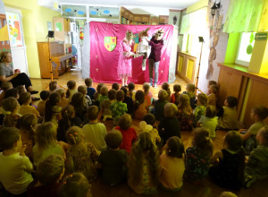 Przedstawienie teatralne pt. "Żabi królewicz"