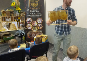 Zdjęcie 4 na 55
