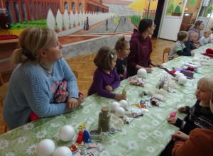 Świąteczne warsztaty plastyczne